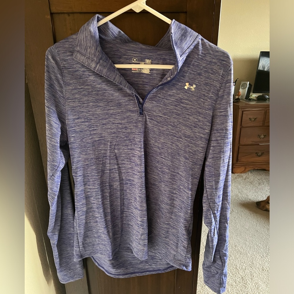 Women’s Large Under Armour Quarterzip